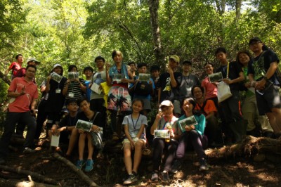 宜蘭縣立人文國民中小學今年行動學習課程與羅東林管處合作辦理手作步道