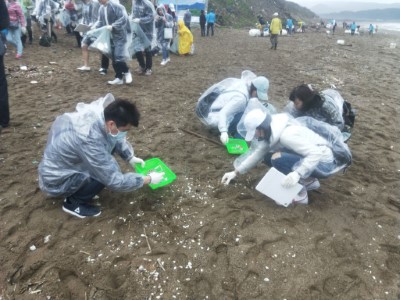 沿海淨灘