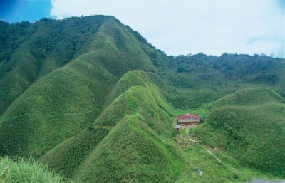 聖母登山步道草原及聖母山莊