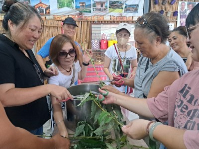 用部落植物食茱萸來製作純露