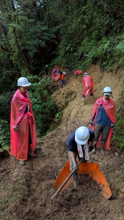 雙連埤古水圳修復工作假期-圳路重建2