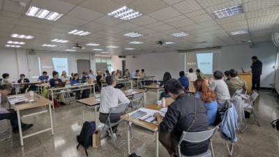 眾多單位一齊與會2