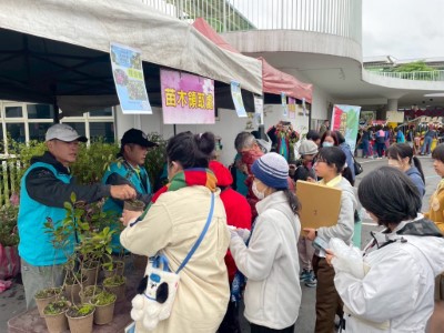 贈苗活動2