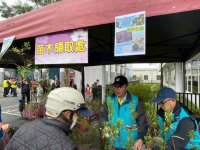 贈苗活動4